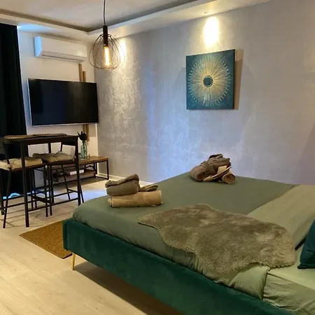 Appartement La Splenzia Spa Jacuzzi Wifi Clim Avignon Exterior photo